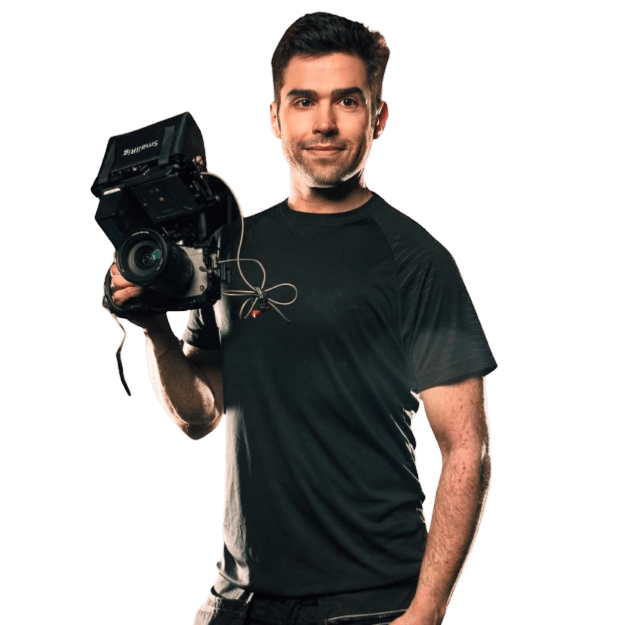 a professional videographer in manchester oliver dp